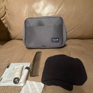 United Business First Class Amenity Travel Kit Bag